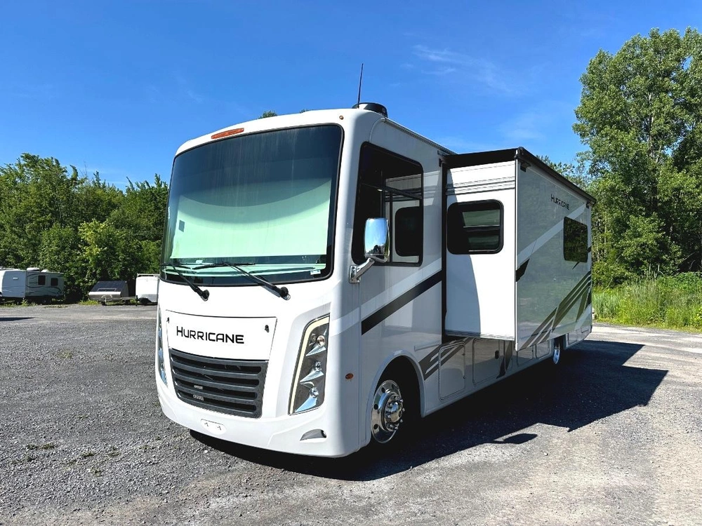 Thor Hurricane 34r 2025 alt