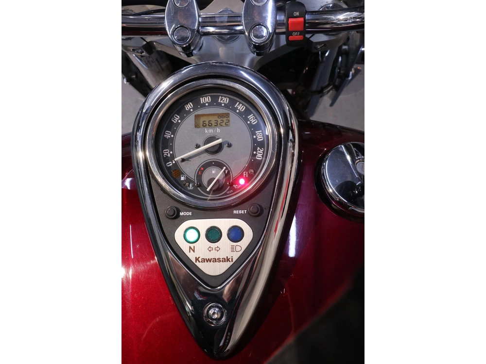 Kawasaki Vulcan Vn1500 Nomad 2003 alt