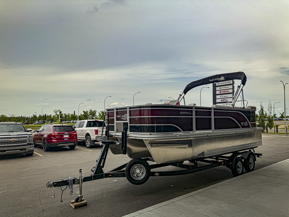 2024 Suncatcher Select 320fc Tritoon alt