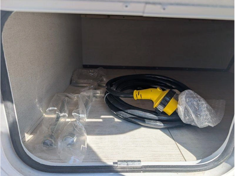 Bigfoot Rv Bigfoot 25b25rqs 2027 alt