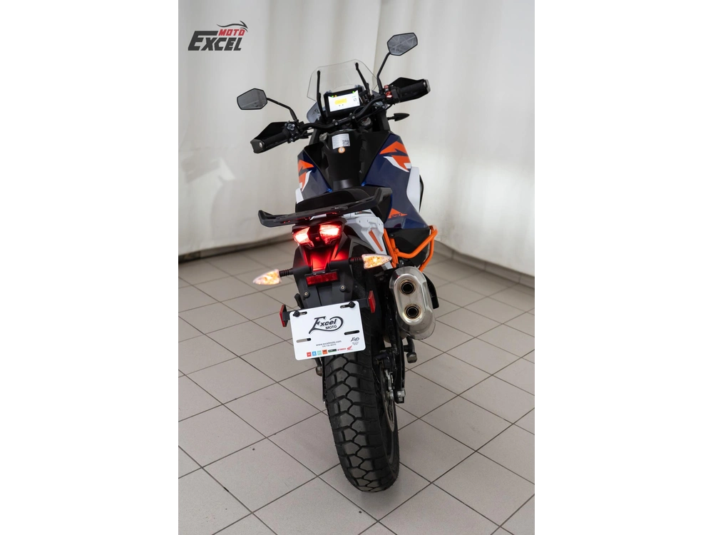 Ktm 1290 2023 alt