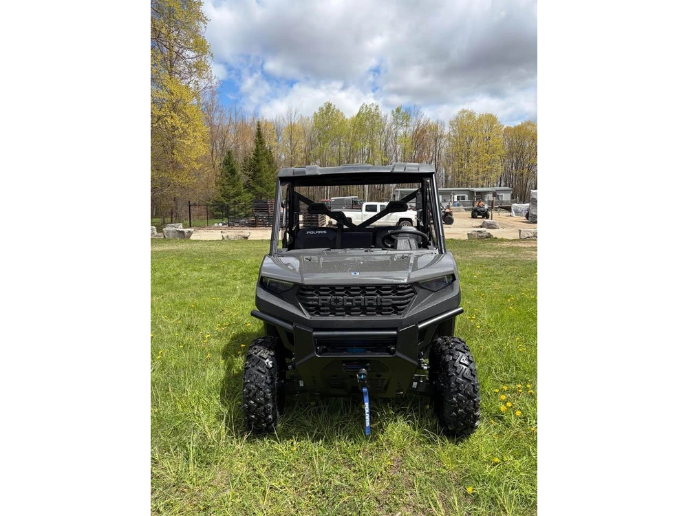 2026 Polaris Ranger 1000 Premium Granite Gray Eps alt