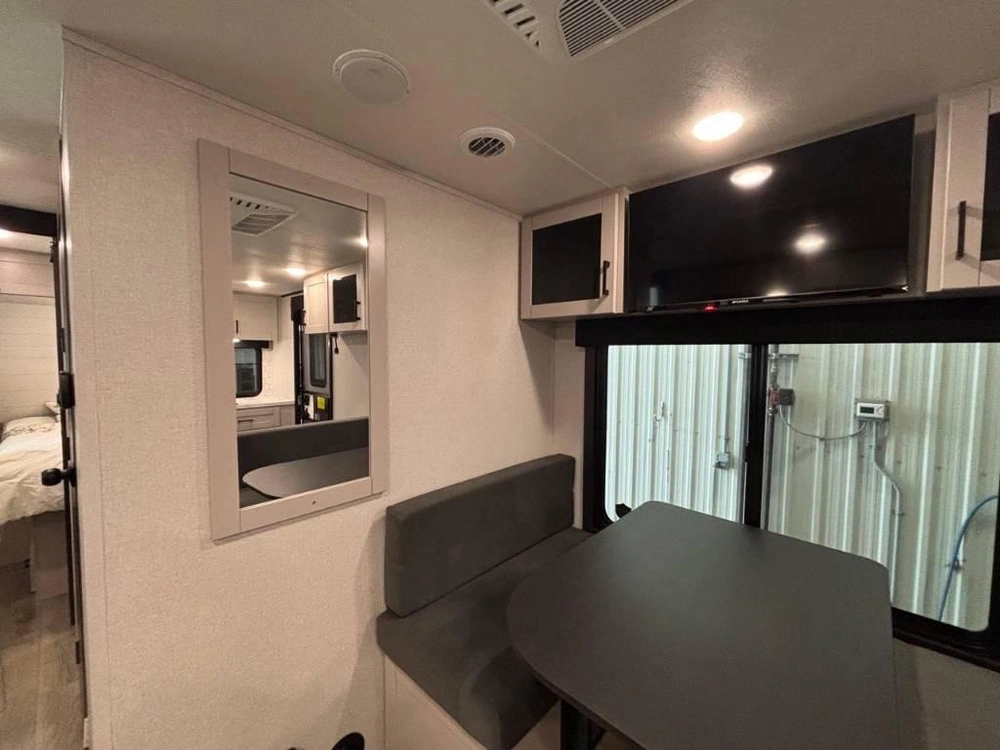 Jayco Jay Feather 23rk 2026 alt