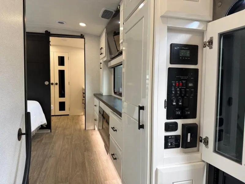 2027 Jayco Pinnacle