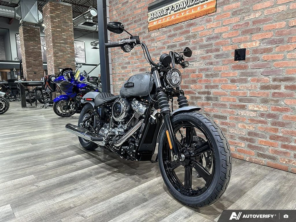 2026 Harley-davidson Street Bob alt