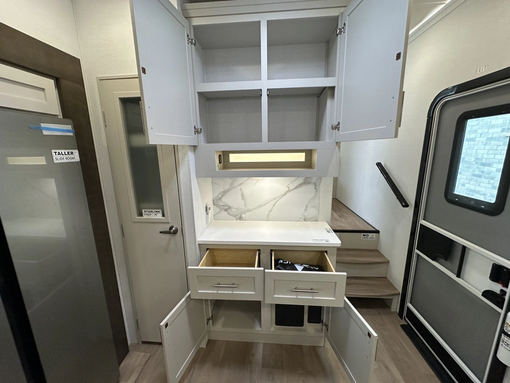 Alliance Rv Avenue 32rls 2027 alt