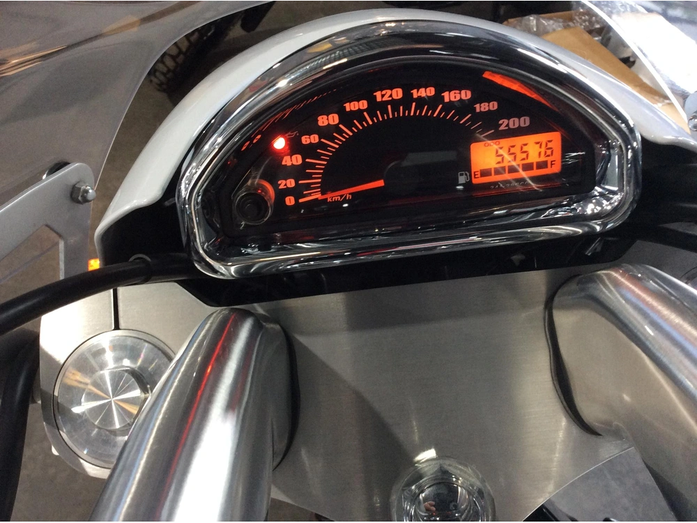 Suzuki Boulevard M50 2015 alt