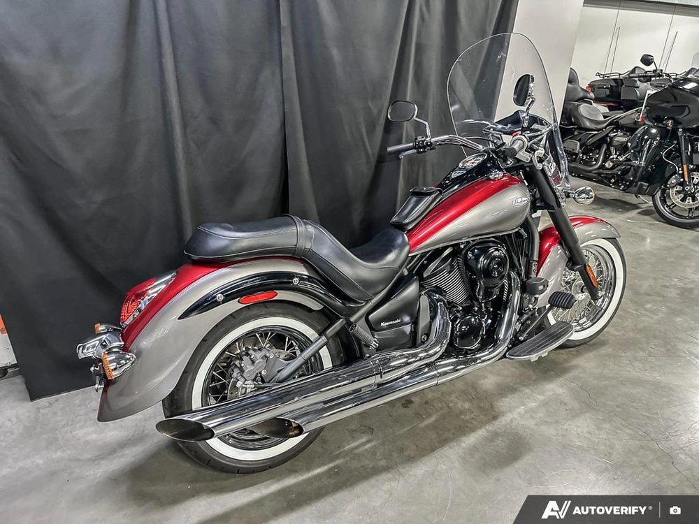 2016 Kawasaki Vulcan 900 Classic alt