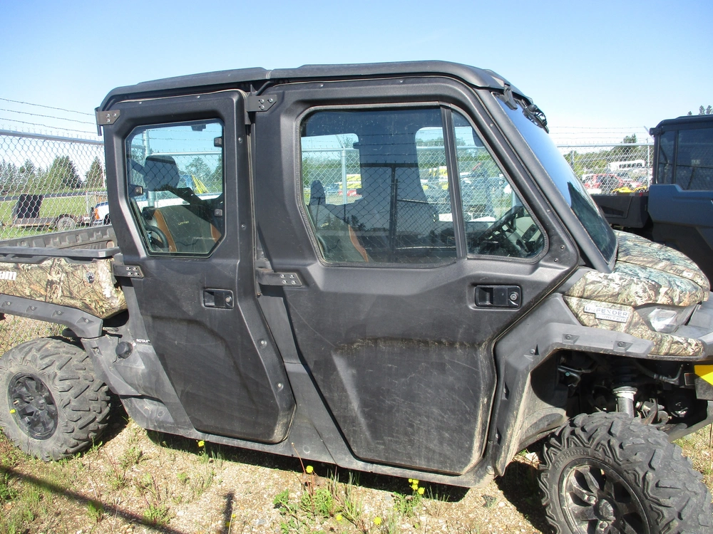 2021 Can-am Defender Ltd Max alt
