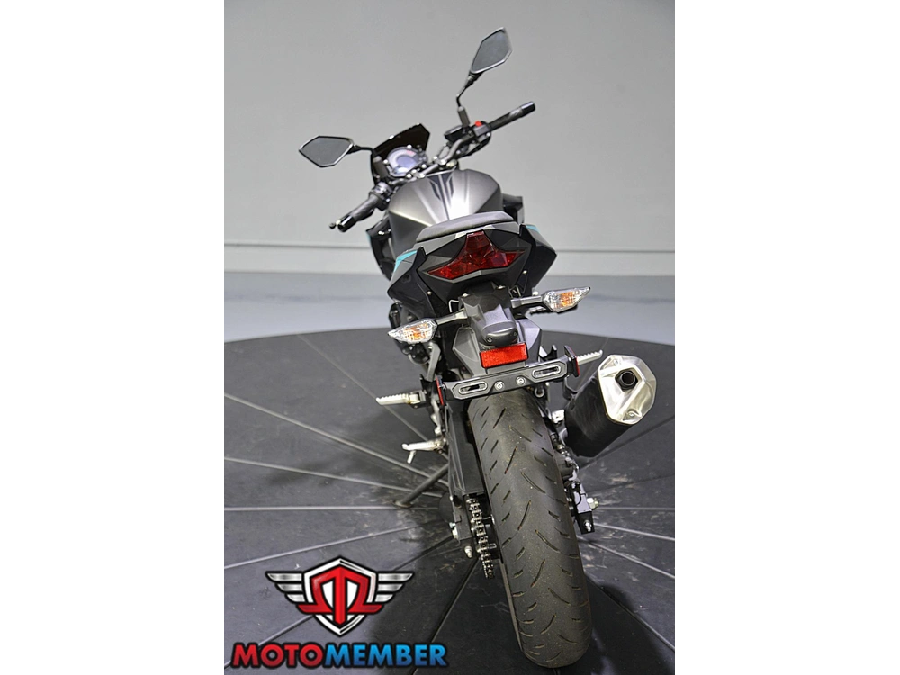 2023 Kawasaki Z400 Abs alt