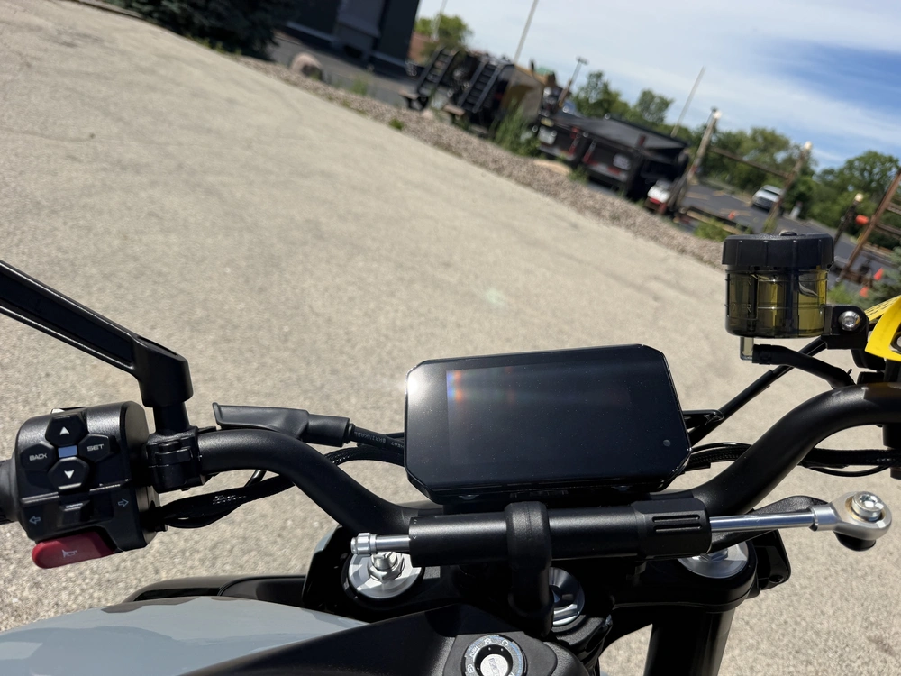 2026 Cfmoto 675nk alt