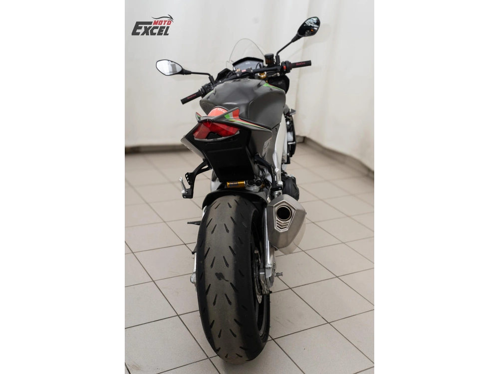 2020 Aprilia Tuono Factory alt