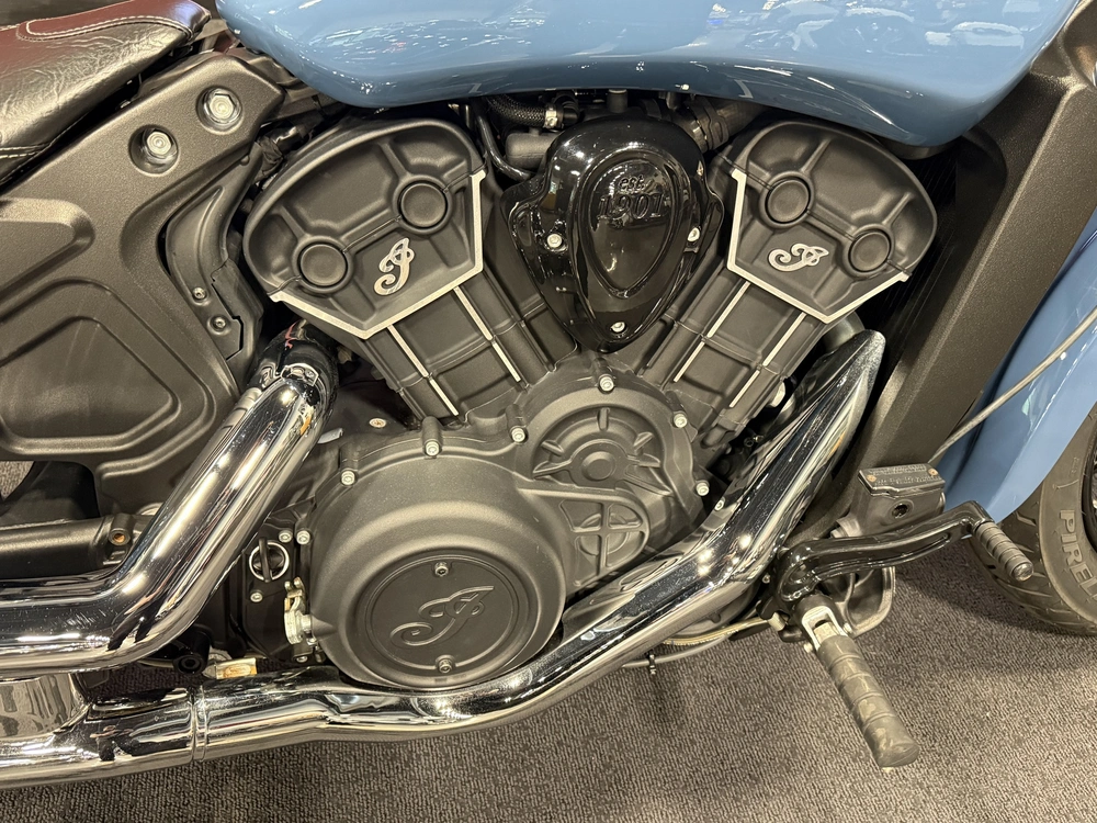2022 Indian Motorcycle Scout Sixty Abs alt
