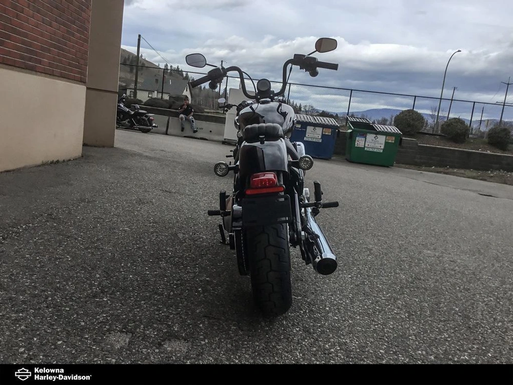 2026 Harley-davidson Fxbb - Street Bob® alt