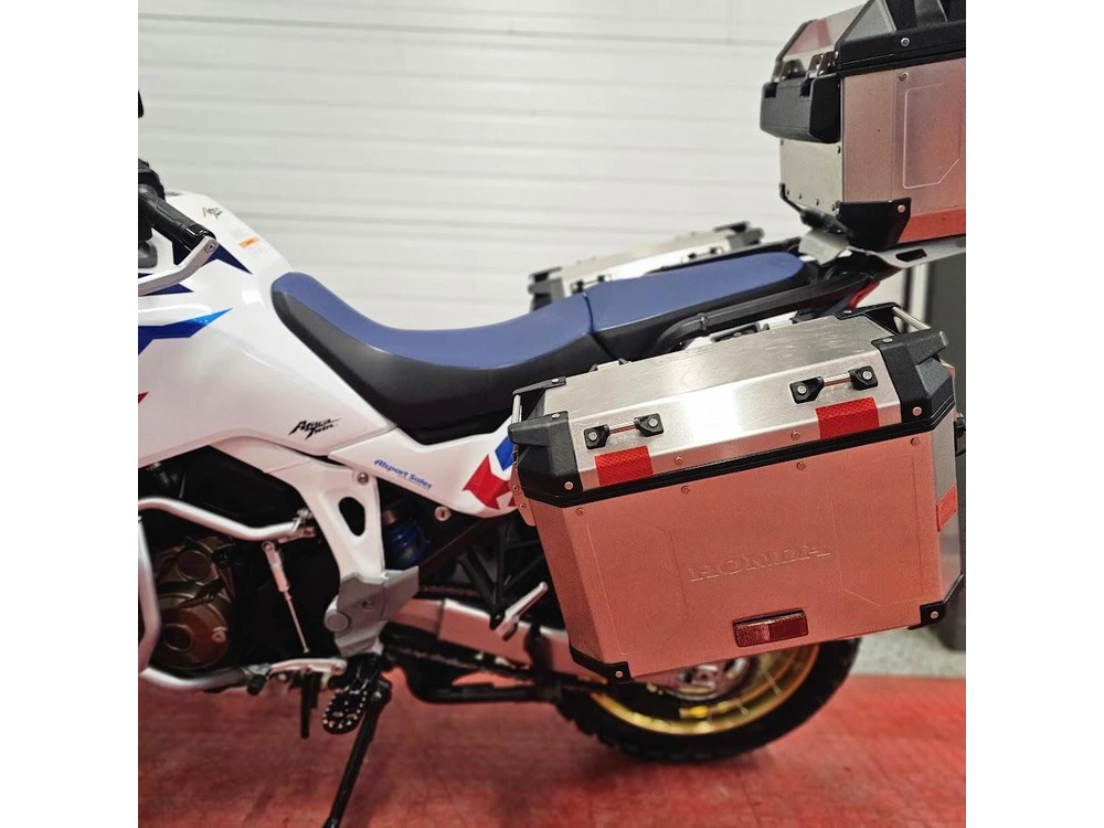 2024 Honda Africa Twin Adventure Sports alt