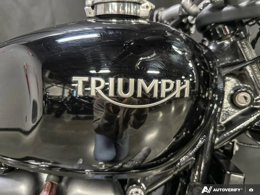 2018 Triumph Bobber alt