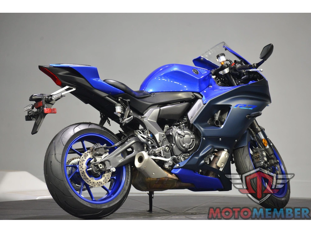 2022 Yamaha Yzf-r7 alt