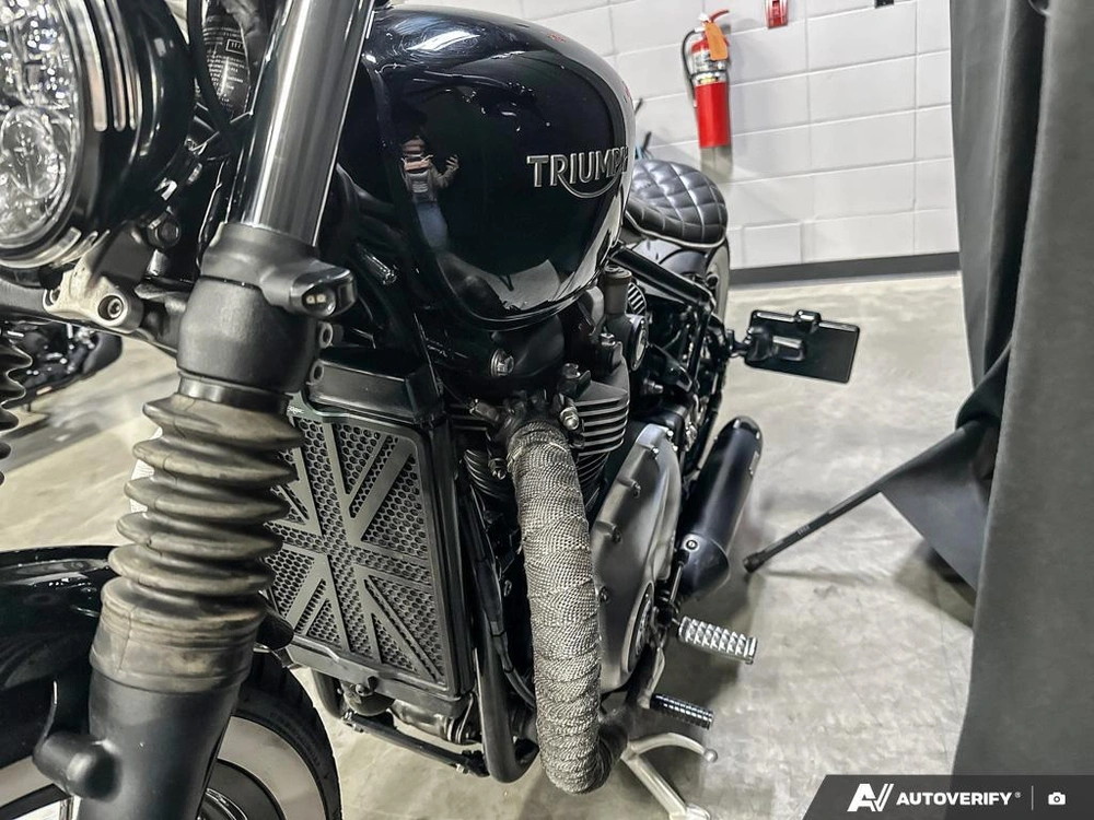 2018 Triumph Bobber alt