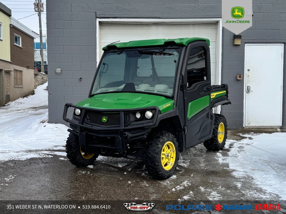 2021 John Deere Xuv835r alt