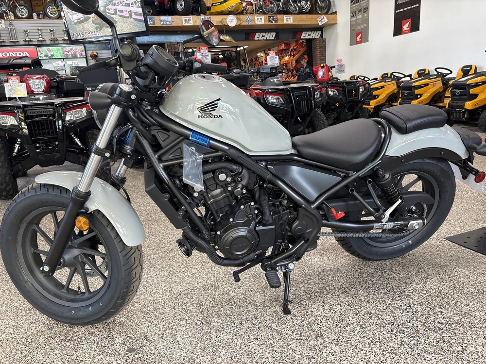 Honda Rebel 500 Cmx500 2026 alt