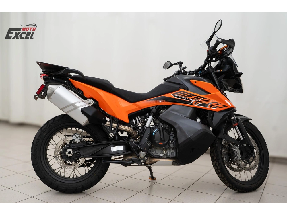 Ktm 890 Adventure 2021 alt