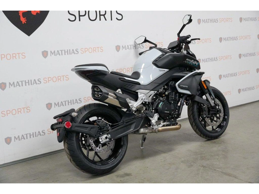Cfmoto 800nk 2026 alt