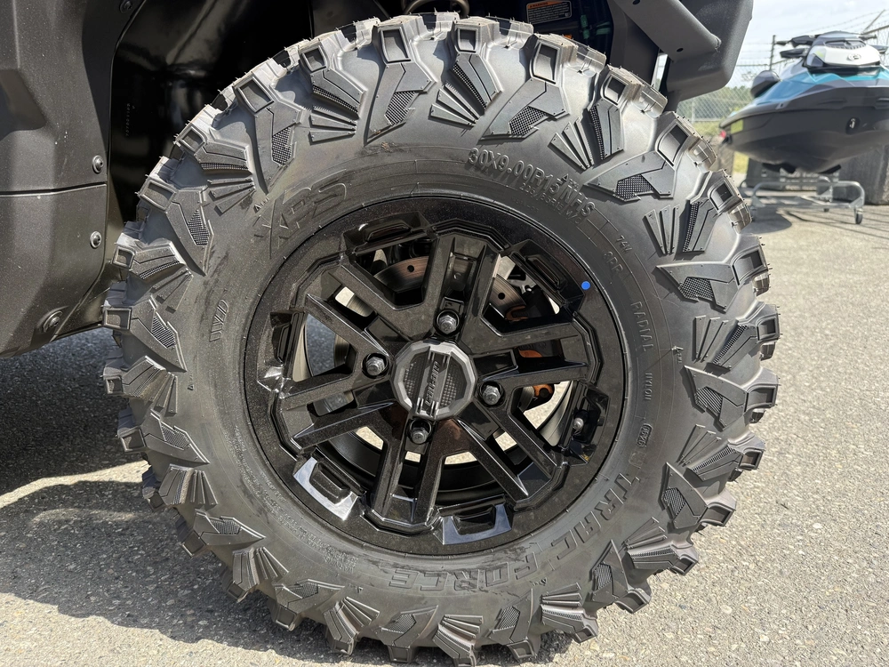2026 Can-am Defender Limited Cab Hd11 alt