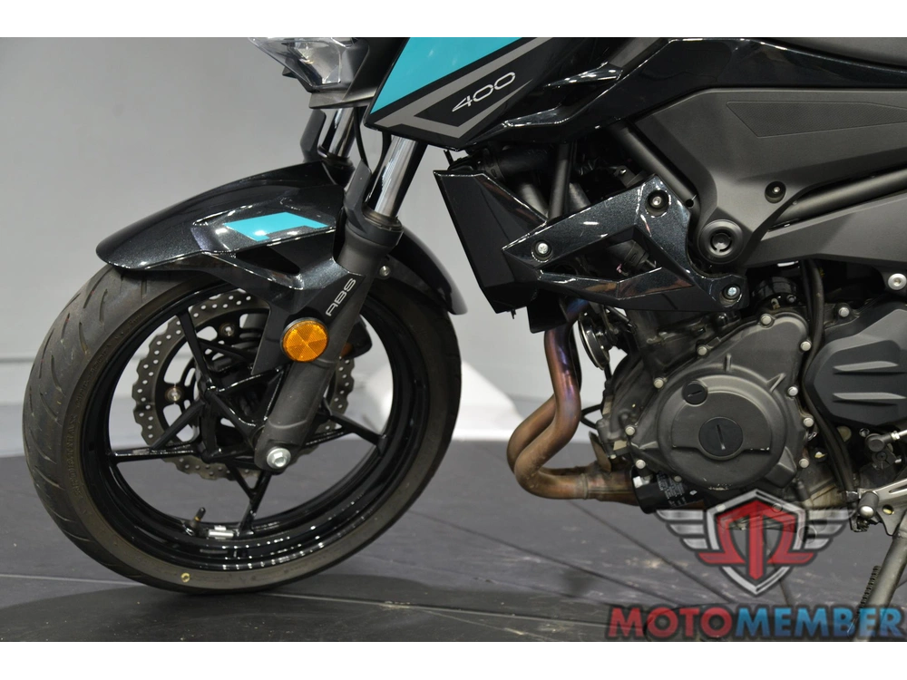 2023 Kawasaki Z400 Abs alt
