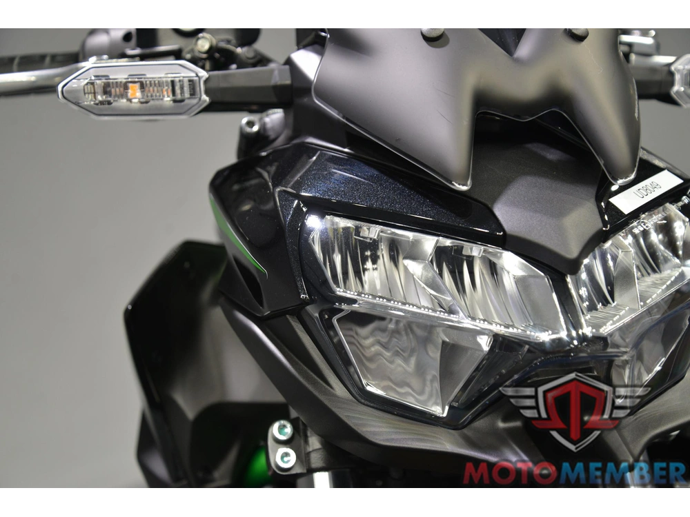 2025 Kawasaki Z650 Abs alt