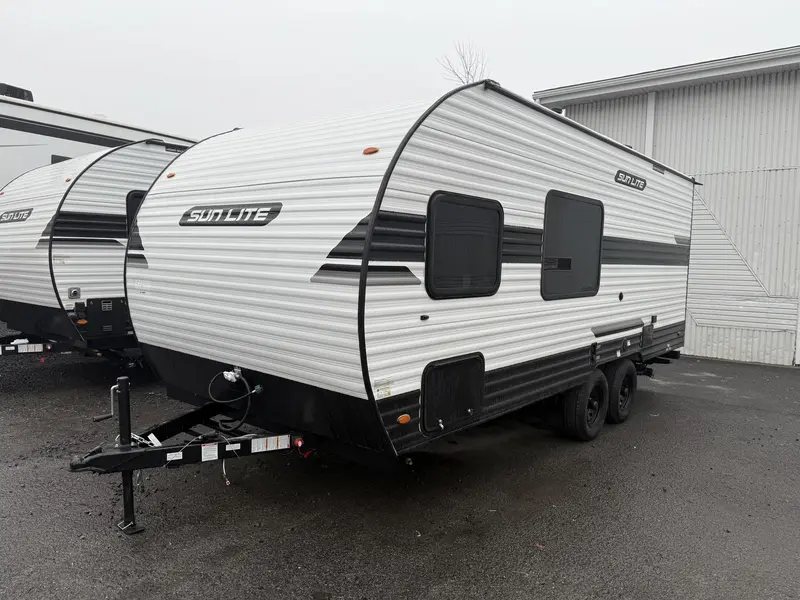 2027 Sunset Park RV Sunlite Limited 21DB