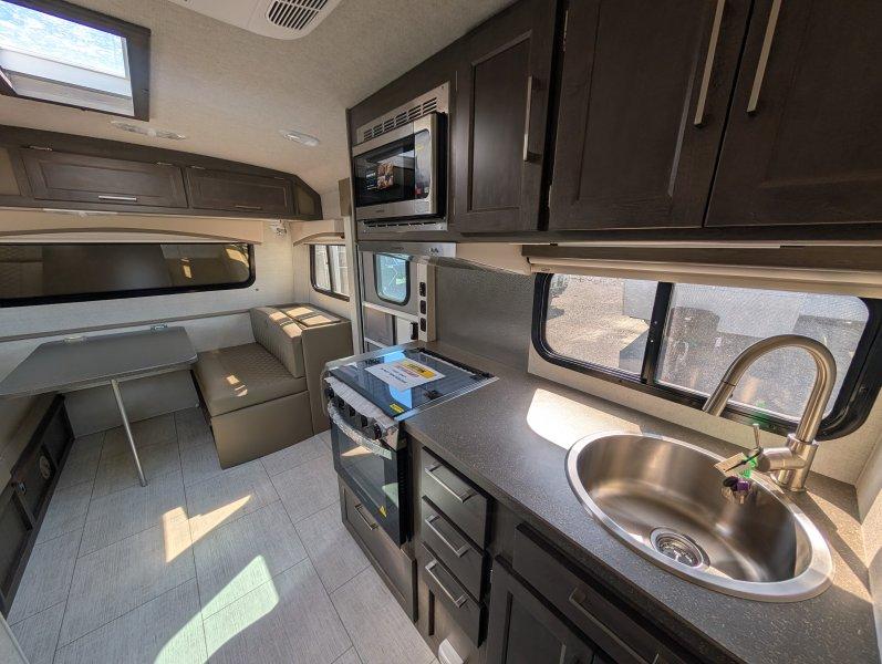 2027 Bigfoot rv Bigfoot
