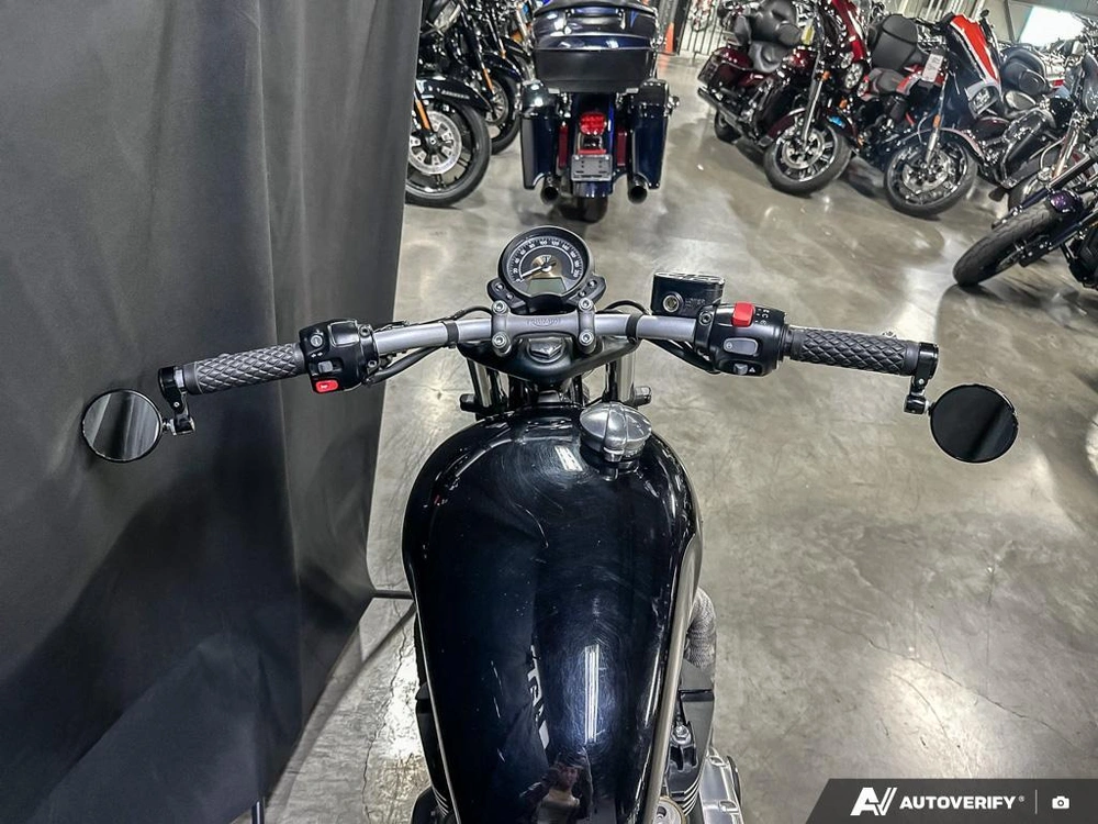 2018 Triumph Bobber alt