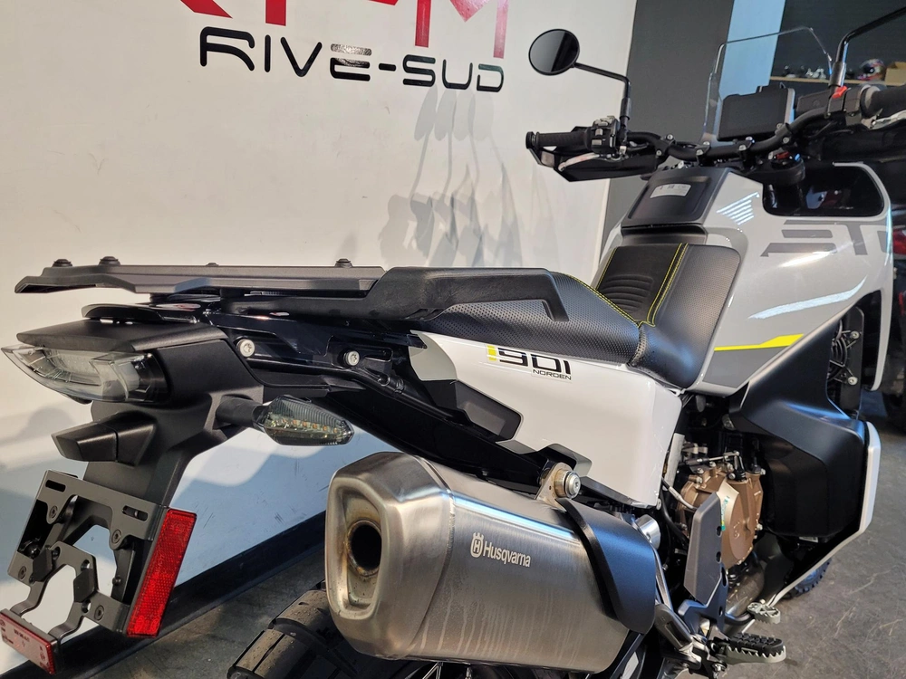 Husqvarna Norden 901 *à Partir De 3.99% 2025 alt