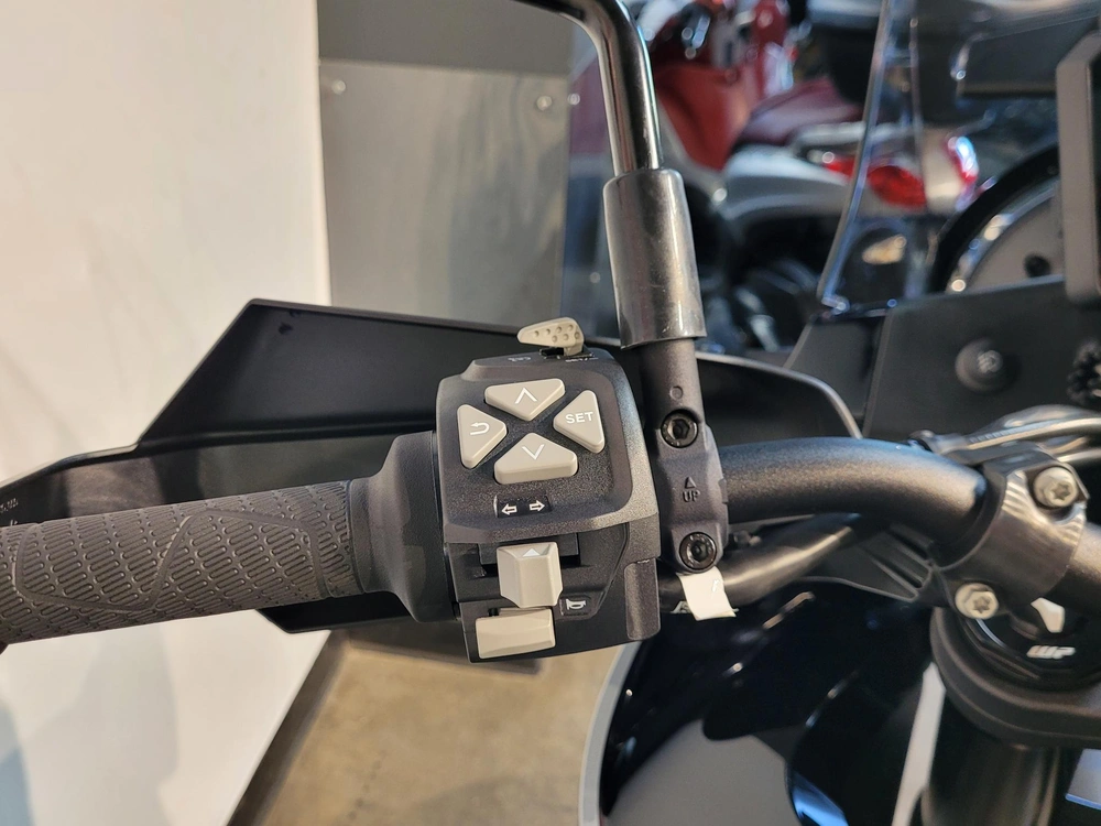 Husqvarna Norden 901 *à Partir De 3.99% 2025 alt