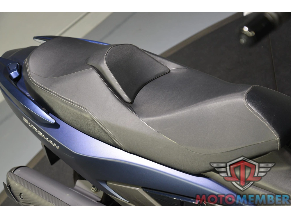 2019 Suzuki Burgman 400 alt