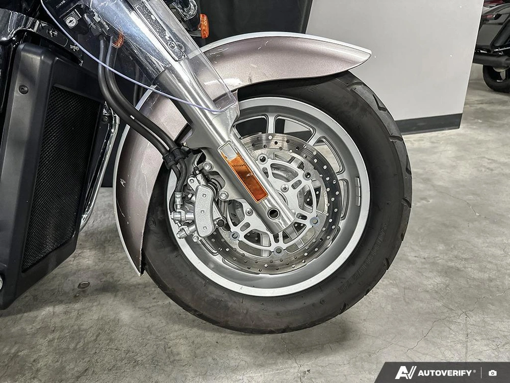 2009 Suzuki C109rt alt