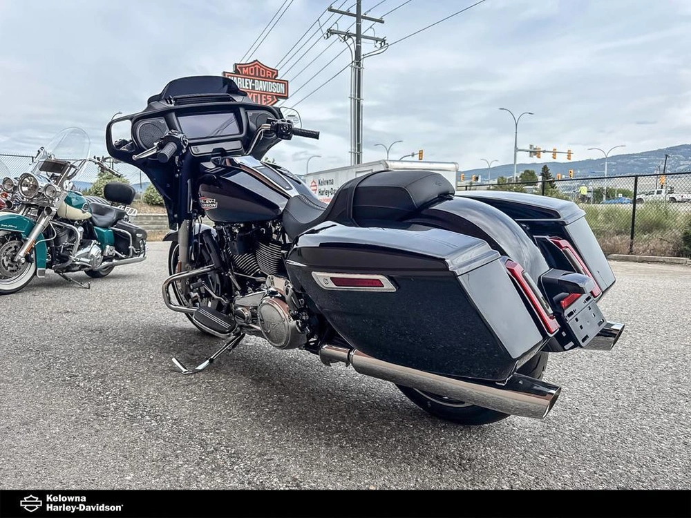 2026 Harley-davidson Flhx - Street Glide® alt