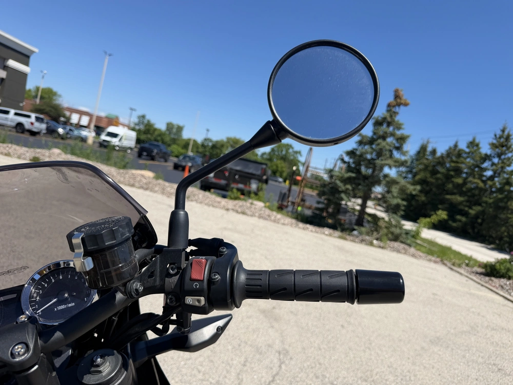2021 Kawasaki Z900rs alt