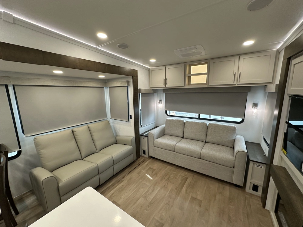 Alliance Rv Avenue 32rls 2027 alt