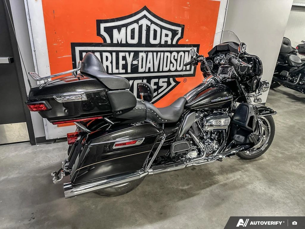 2017 Harley-davidson Ultra Limited alt