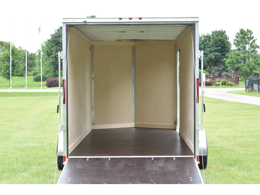 2026 Gator Galvanized Enclosed 7' X 16' Ta alt