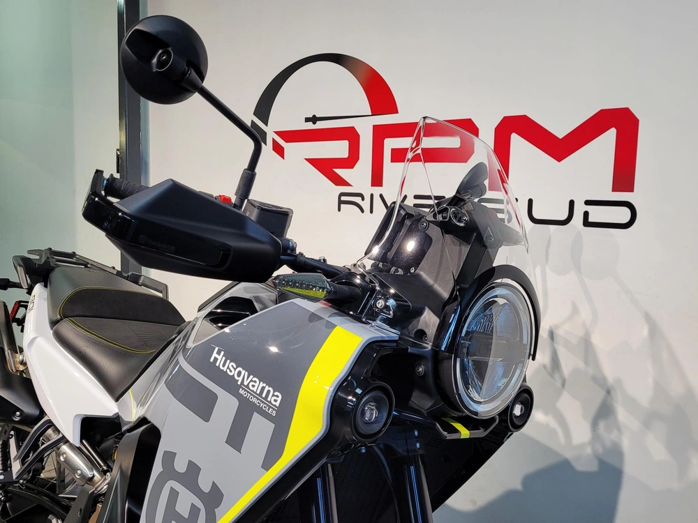 Husqvarna Norden 901 *à Partir De 3.99% 2025 alt