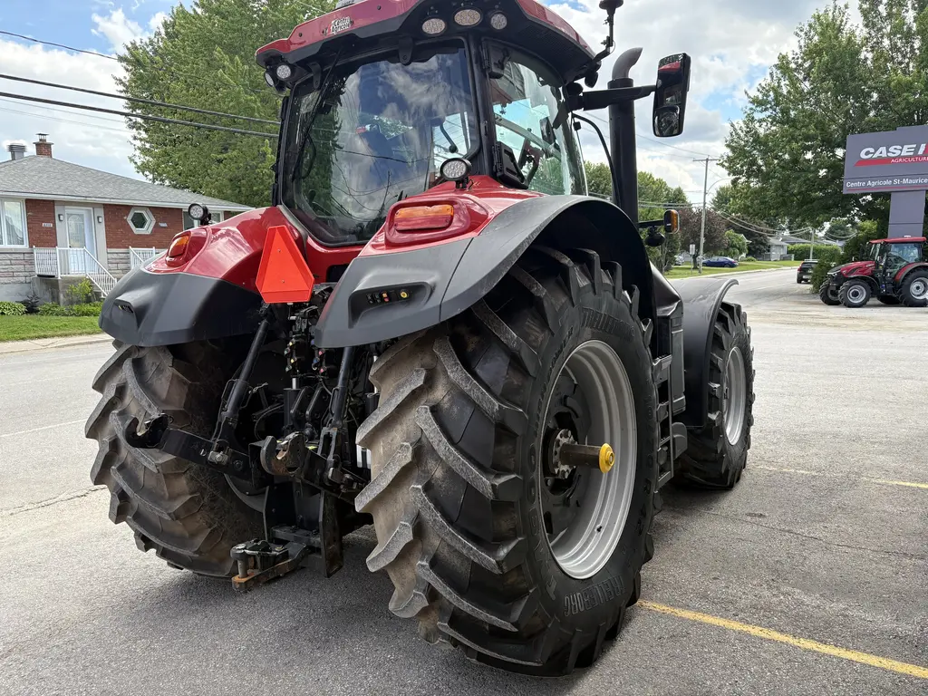 2024 Case IH Optum 270 CVX