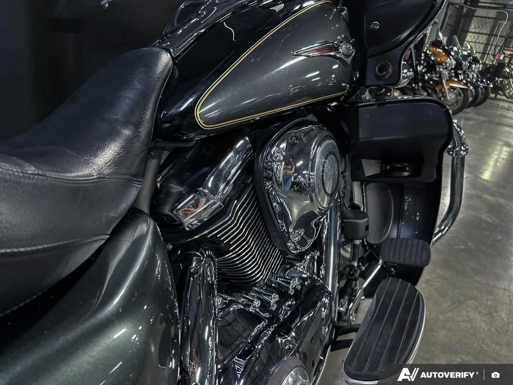 2011 Kawasaki Voyager 1700 alt