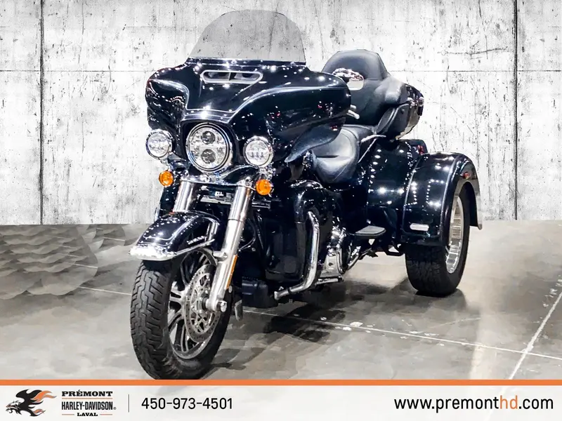 Harley-Davidson Tri Glide Ultra FLHTCUTG 2024