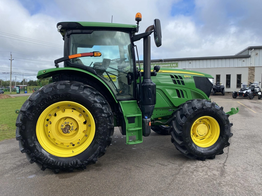 2022 John Deere 6155r alt