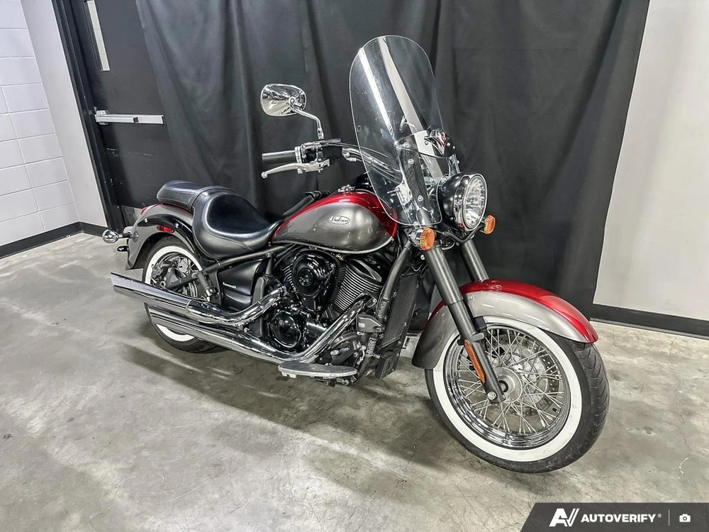 2016 Kawasaki Vulcan 900 Classic alt