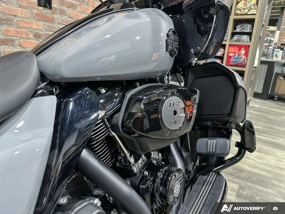 2026 Harley-davidson Road Glide Limited alt