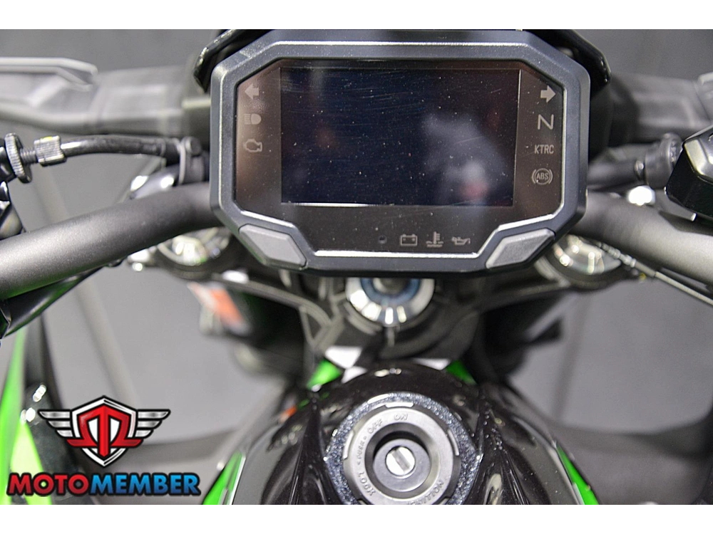 2025 Kawasaki Z650 Abs alt