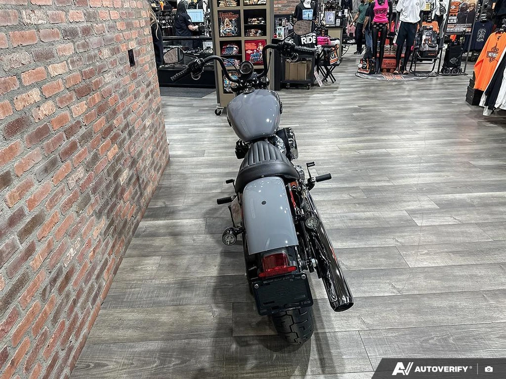 2026 Harley-davidson Street Bob alt